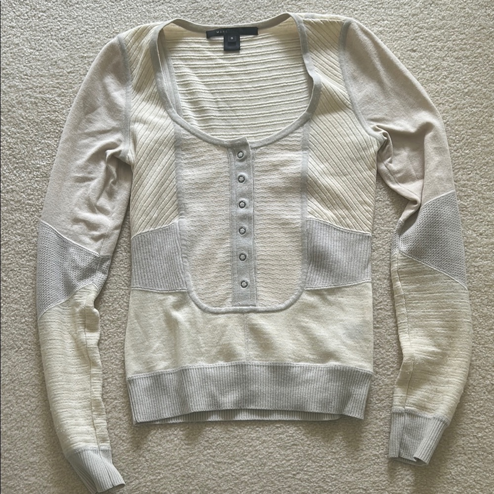 Marc Jacobs Cream and Gray Crew Neck Sweater with Ribbed Texture size S women